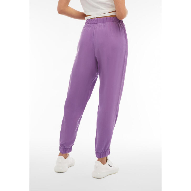 Pantalon pour femmes en lyocell sergé avec couture centrale