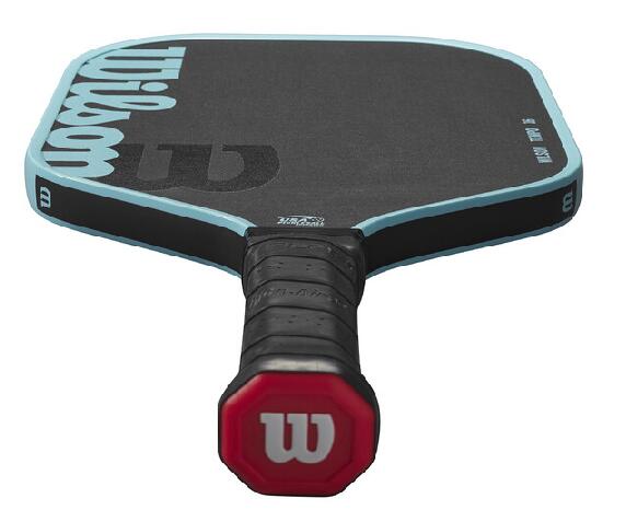 Experience a higher degree of control on the court with Wilson's Tempo 16, a sol 3/3