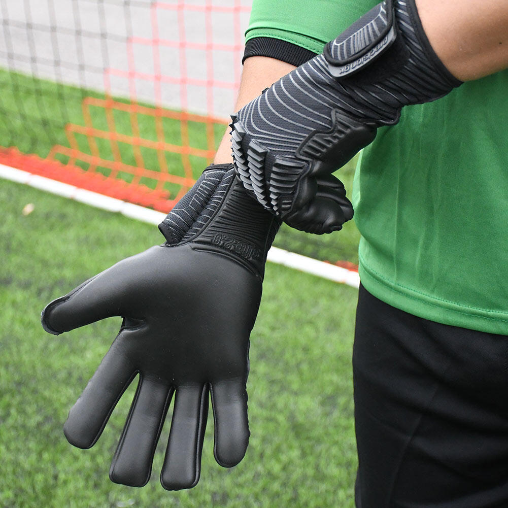 Precision GK Elite 2.0 Blackout  Goalkeeper Gloves 3/4