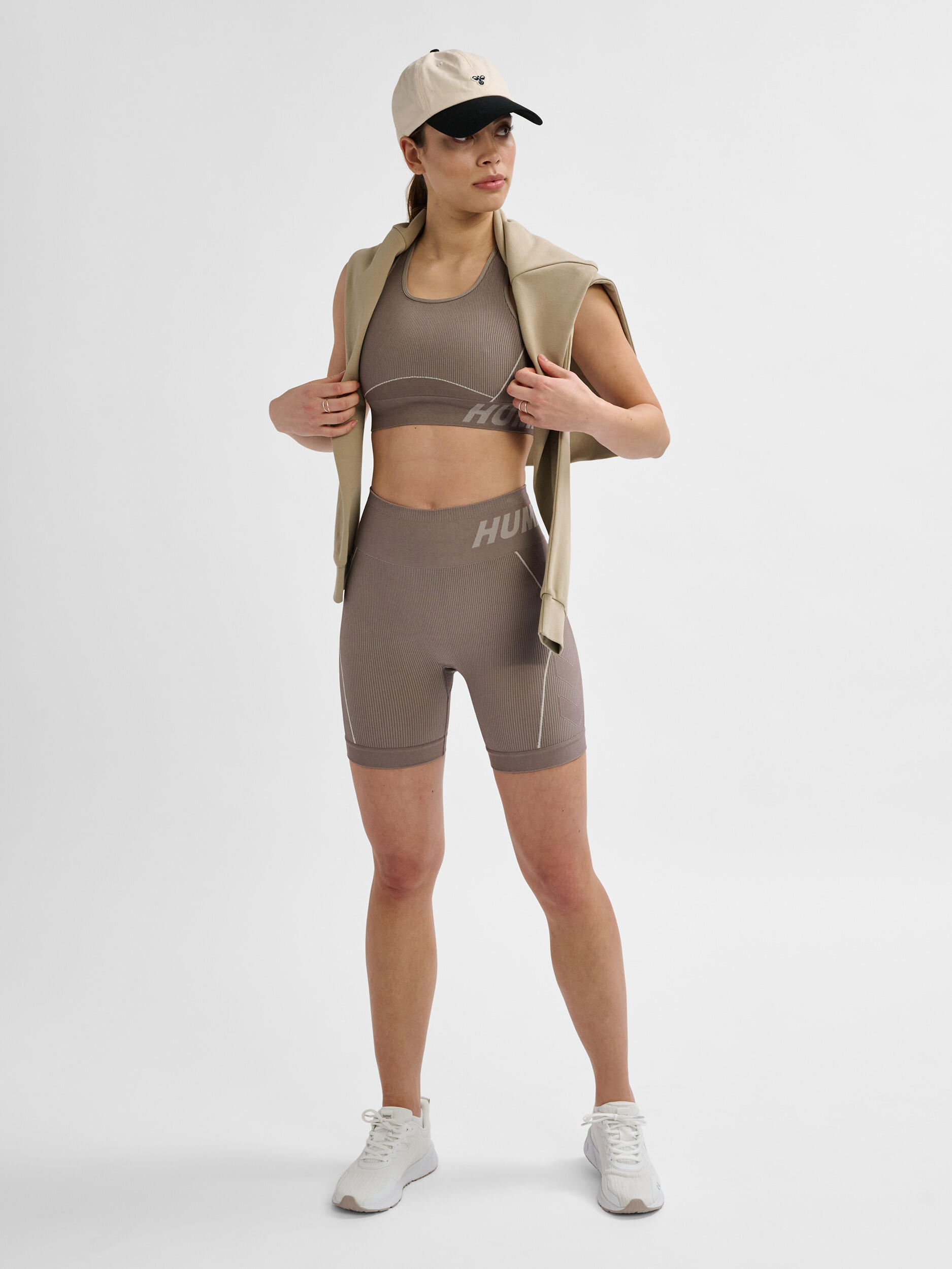 hummel korte broek dames