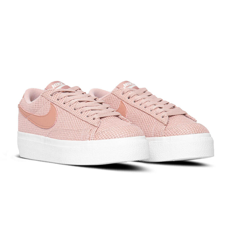 Buty do chodzenia damskie Nike W Blazer Low Platform Ess