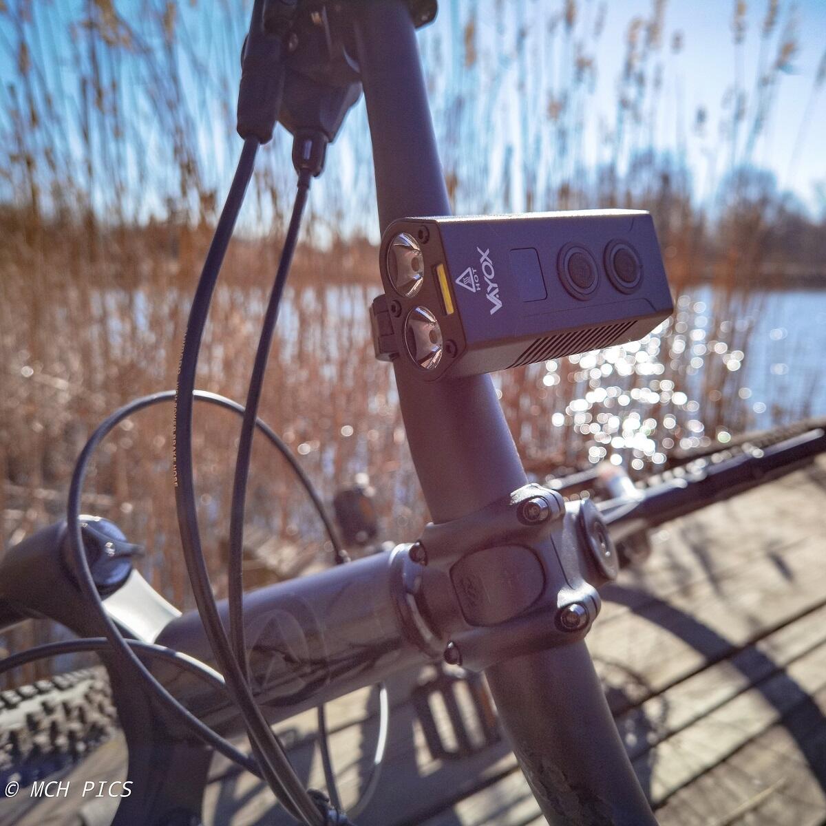 Zestaw lampek rowerowych VAYOX VA0045 + VA0152 przednia i tylna POWERBANK 2/7