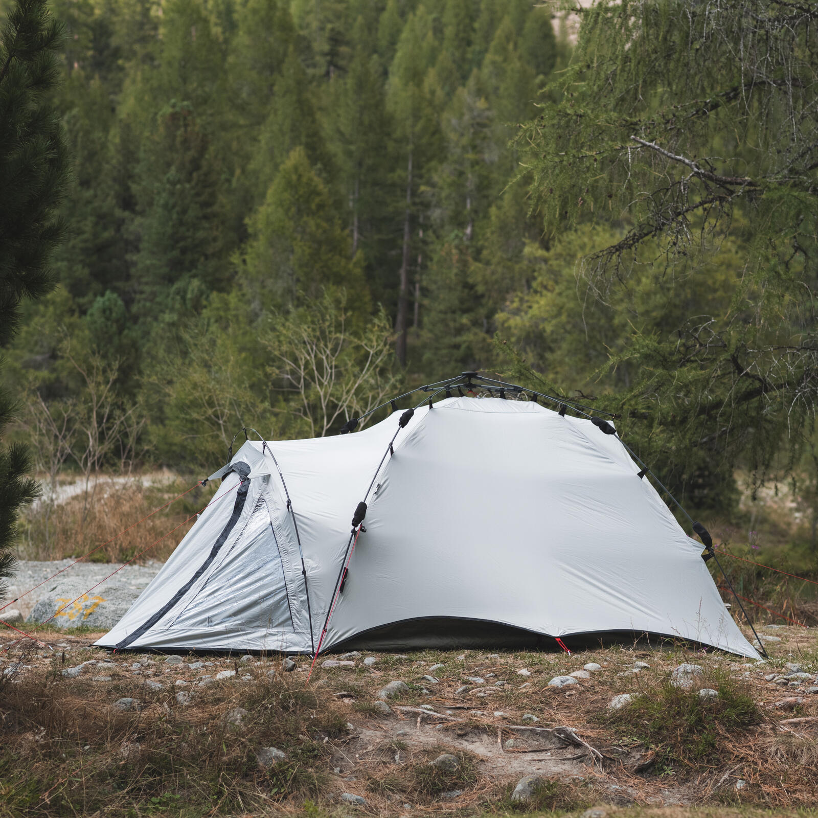 Tente de camping automatique 3 Places avec système Quick-Up - Oak 3 Dark Series 6/6