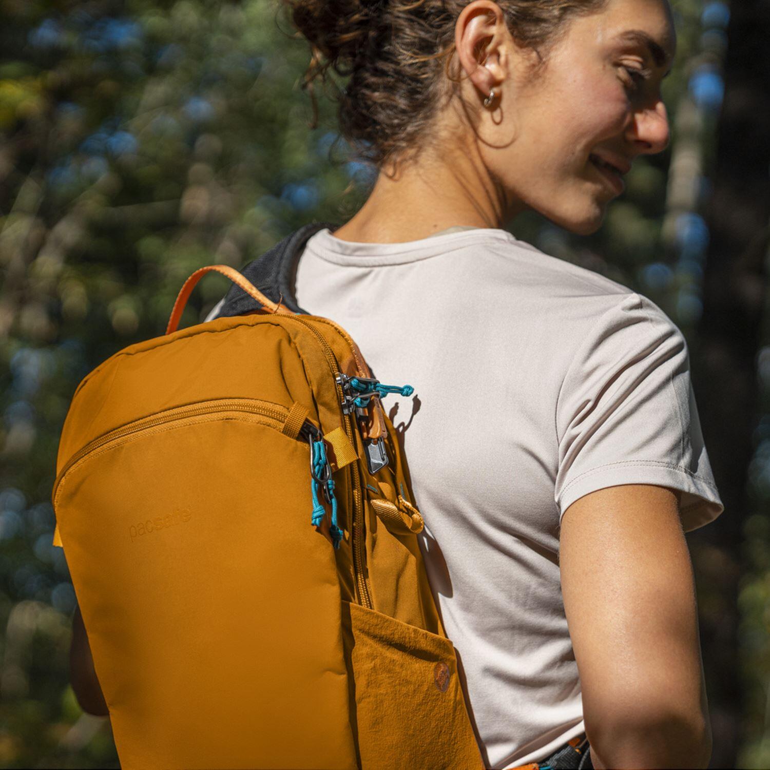 Plecak antykradzieżowy Pacsafe ECO Sling Backpack 2/7