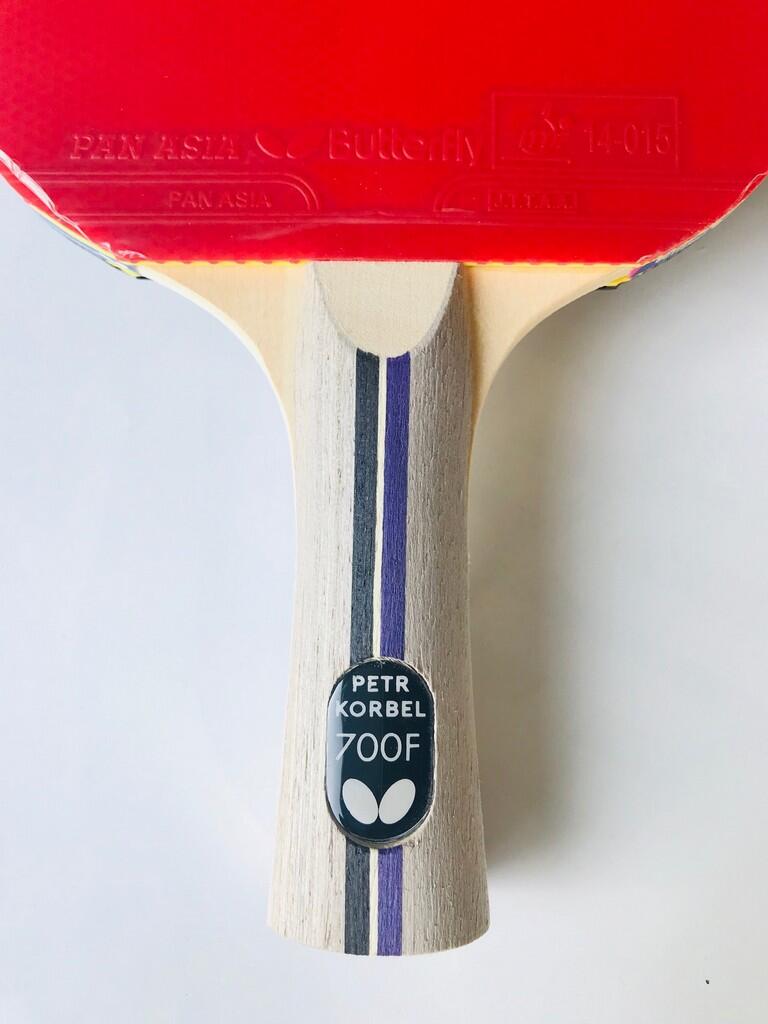 Pálka na stolní tenis Korbel 700 3/3
