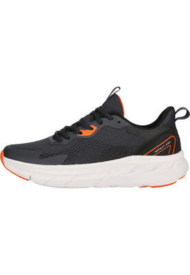Endurance sneaker farhley