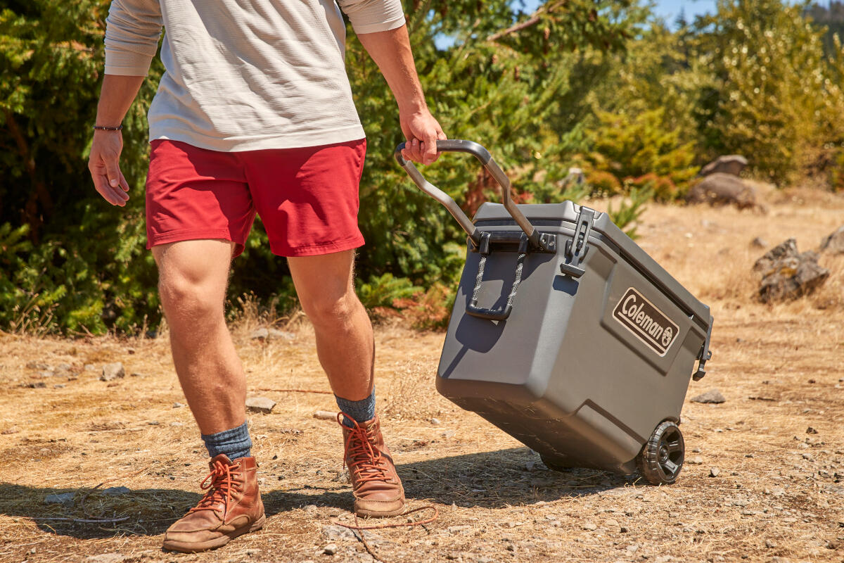 Coleman 65QT Convoy Wheeled Cooler Box 6/7