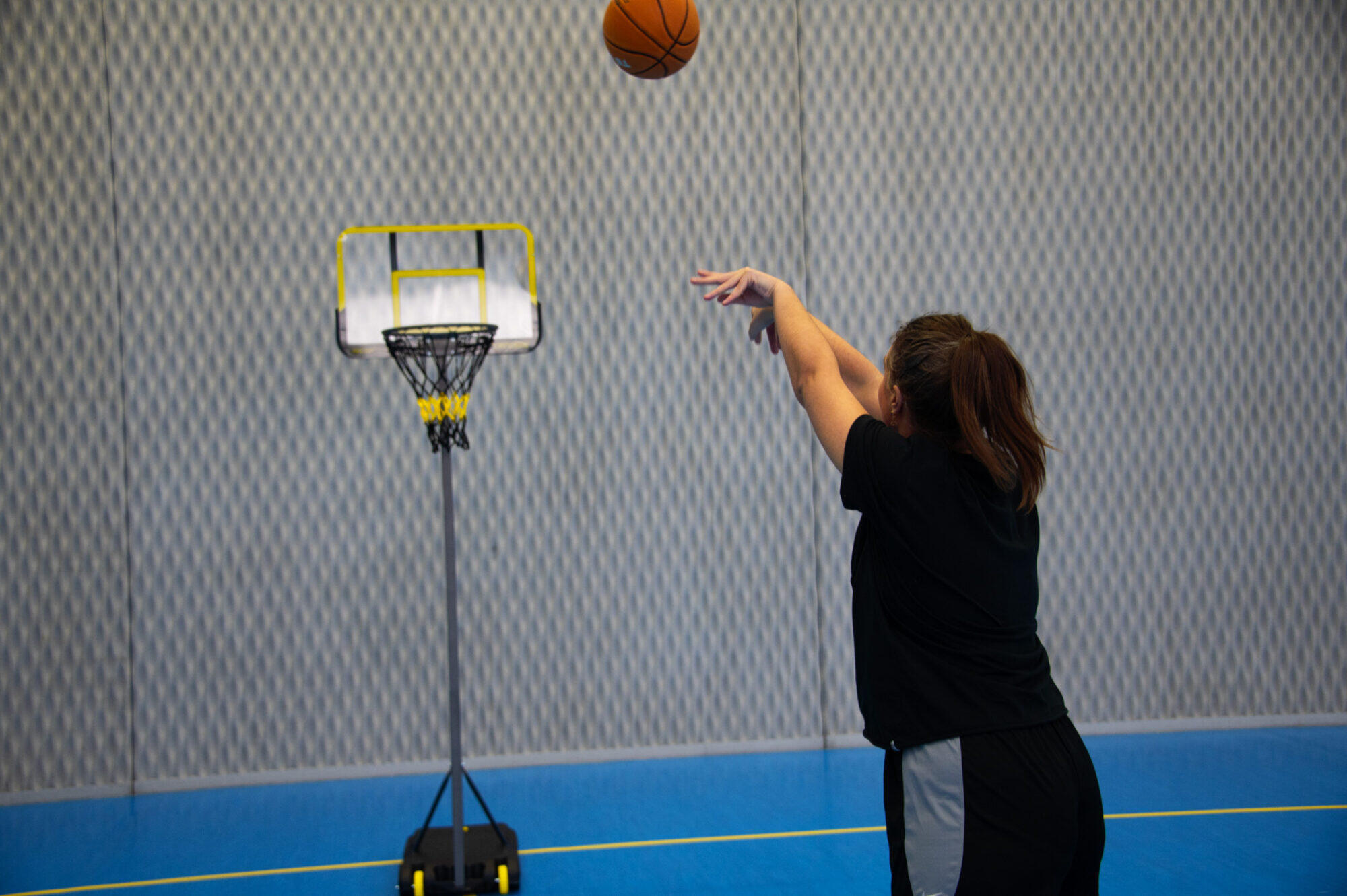 Panier de basket ajustable (enfant) et ballon T7 offert 7/7