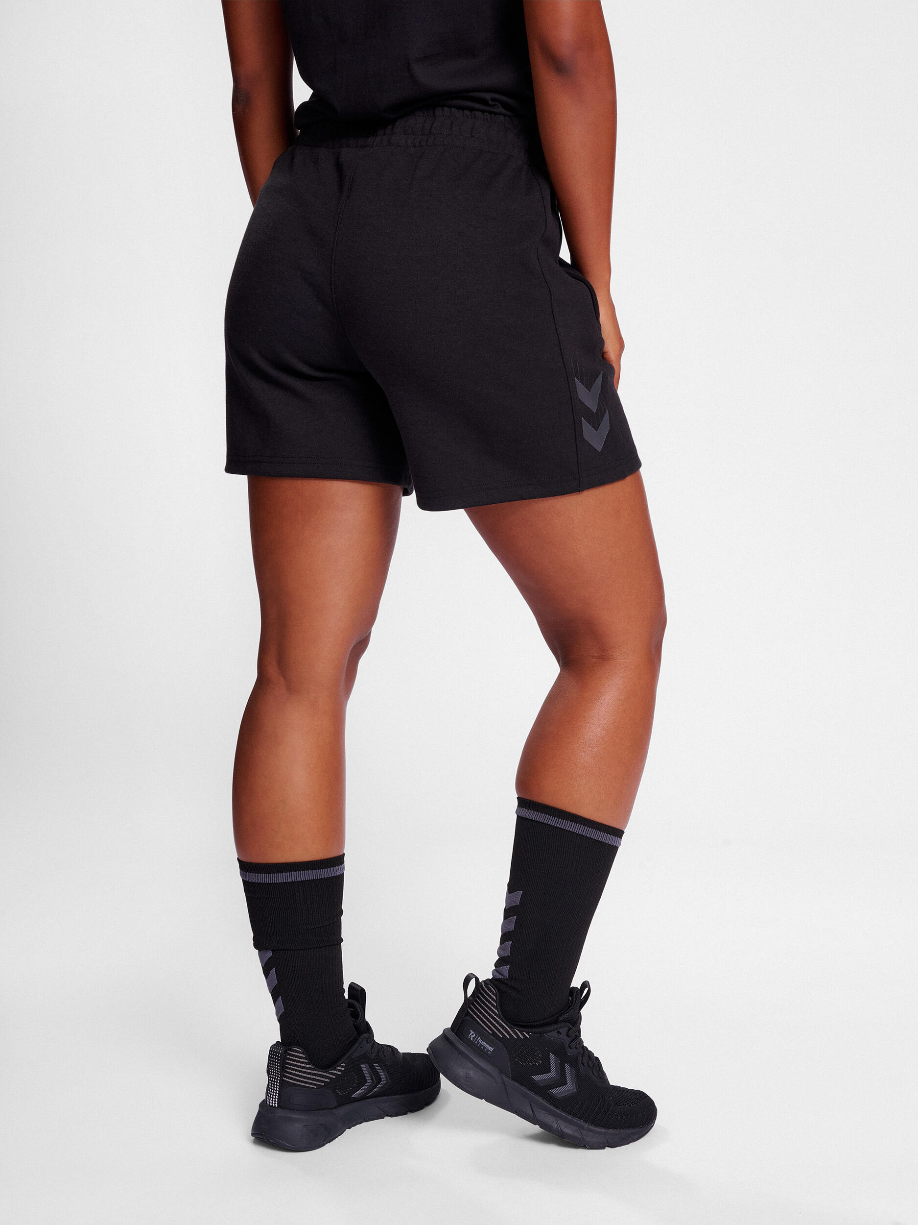 Women's shorts Hummel Travel 3/7