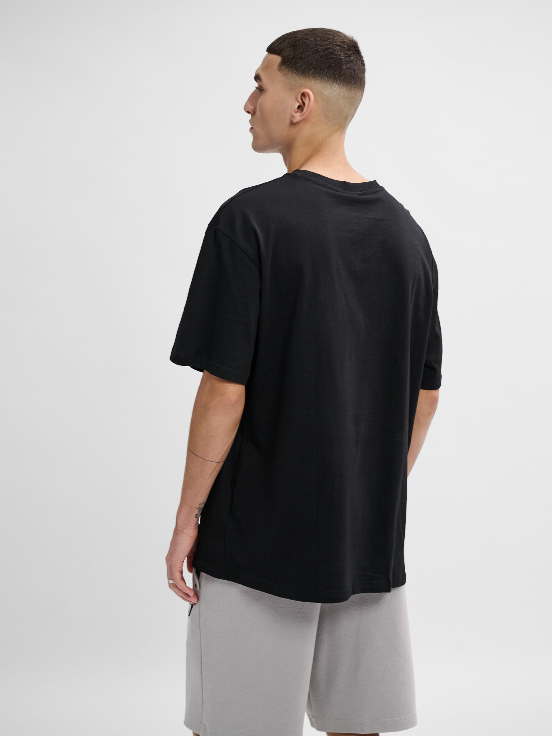 Enfiler T-Shirt Hmlloose Adulte HUMMEL 5/7
