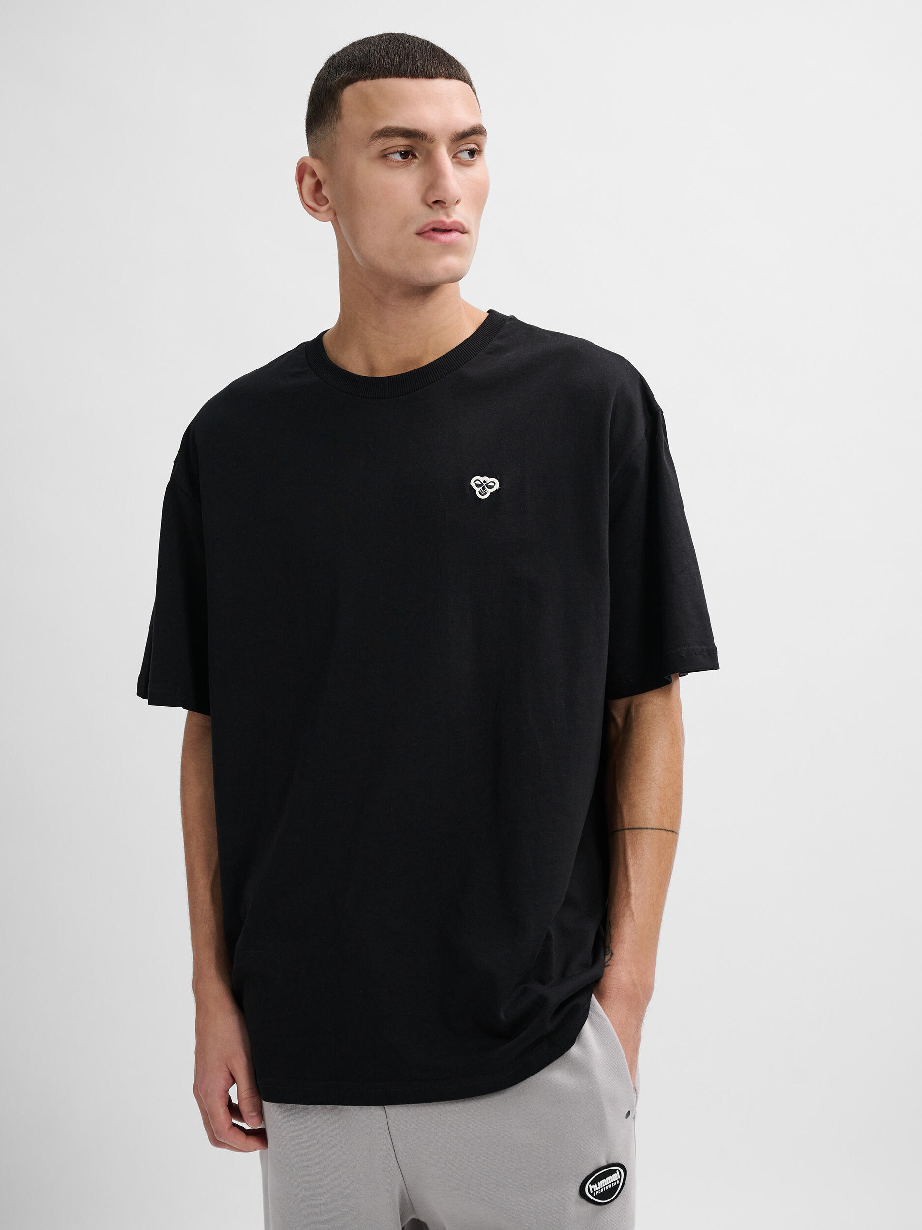 Enfiler T-Shirt Hmlloose Adulte HUMMEL 3/7