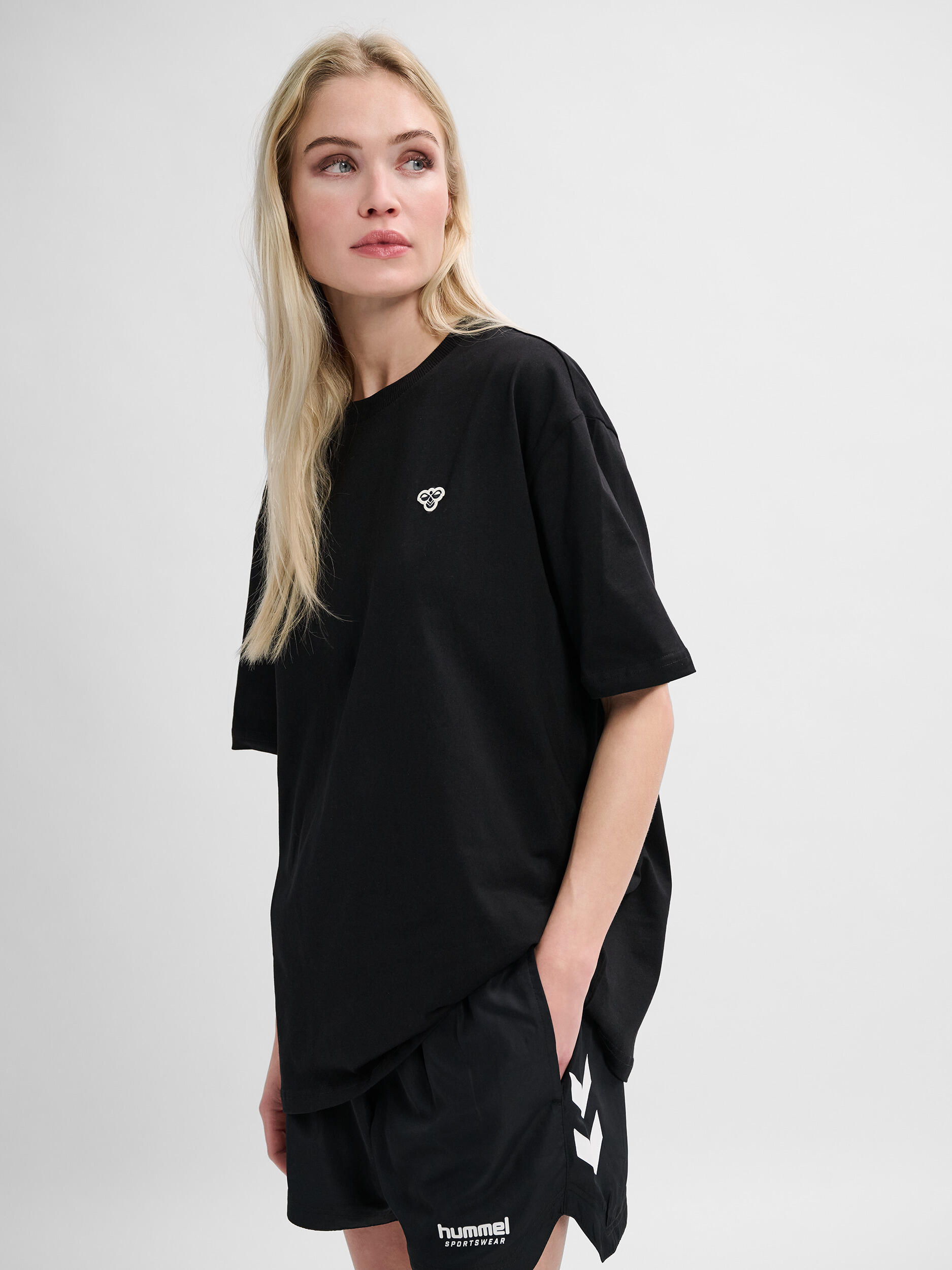Enfiler T-Shirt Hmlloose Adulte HUMMEL 2/7