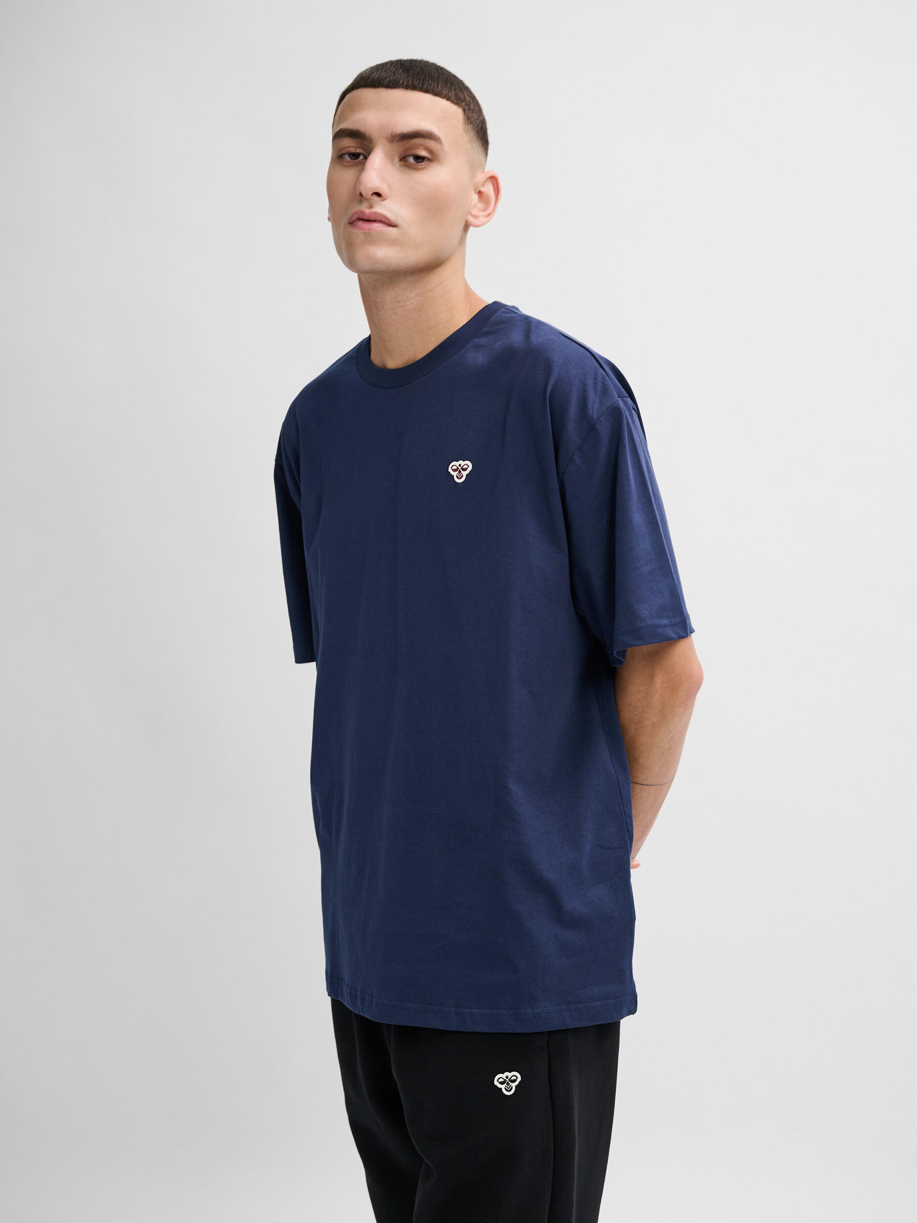 Enfiler T-Shirt Hmlloose Adulte HUMMEL 3/7