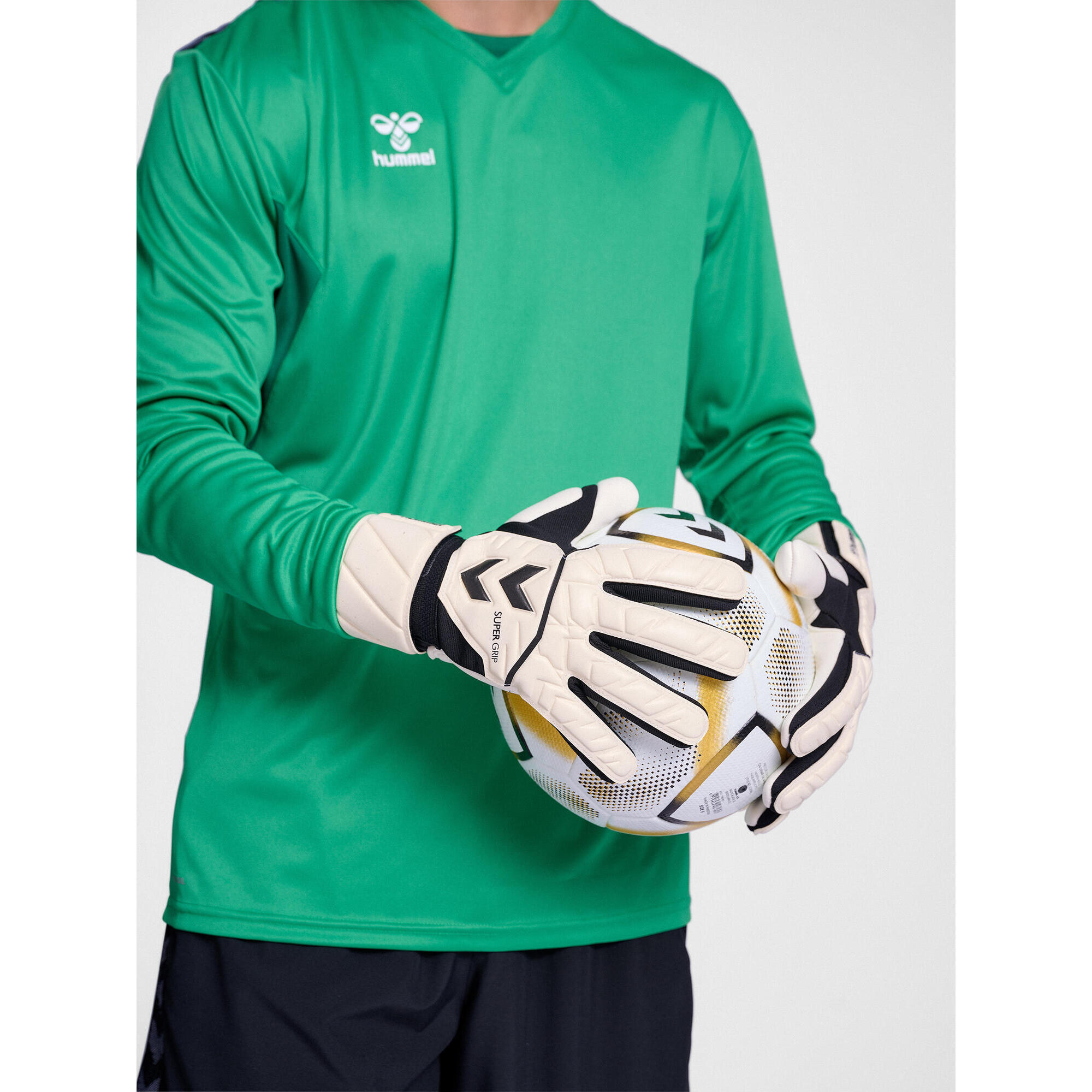 Super grip goalkeeper gloves Hummel