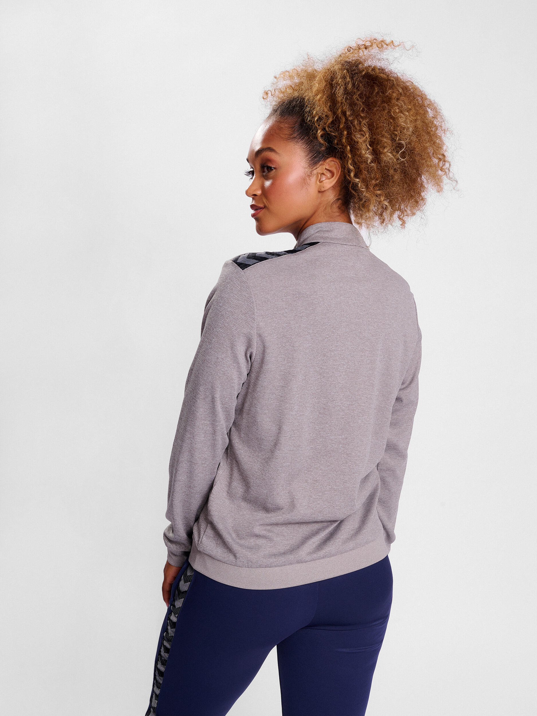 Giacca tuta donna in poliestere con zip Hummel Authentic 4/7