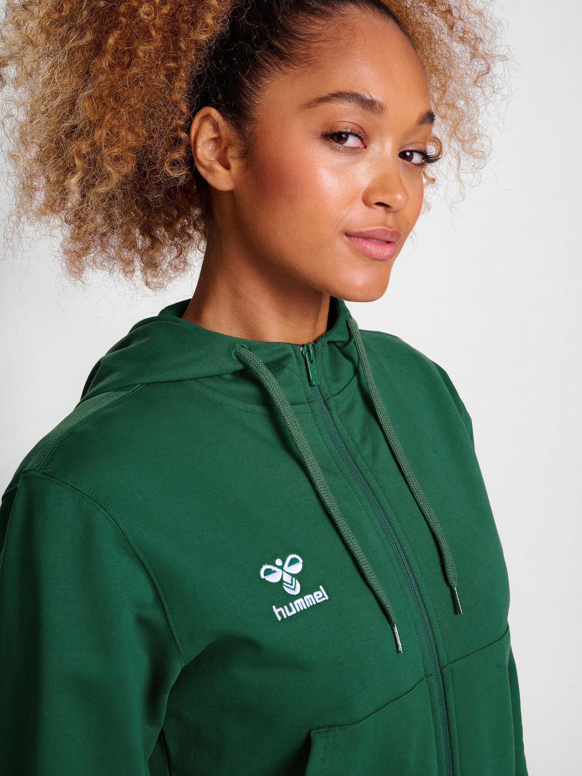 Damen Kapuzenjacke Hummel Go 2.0 4/7