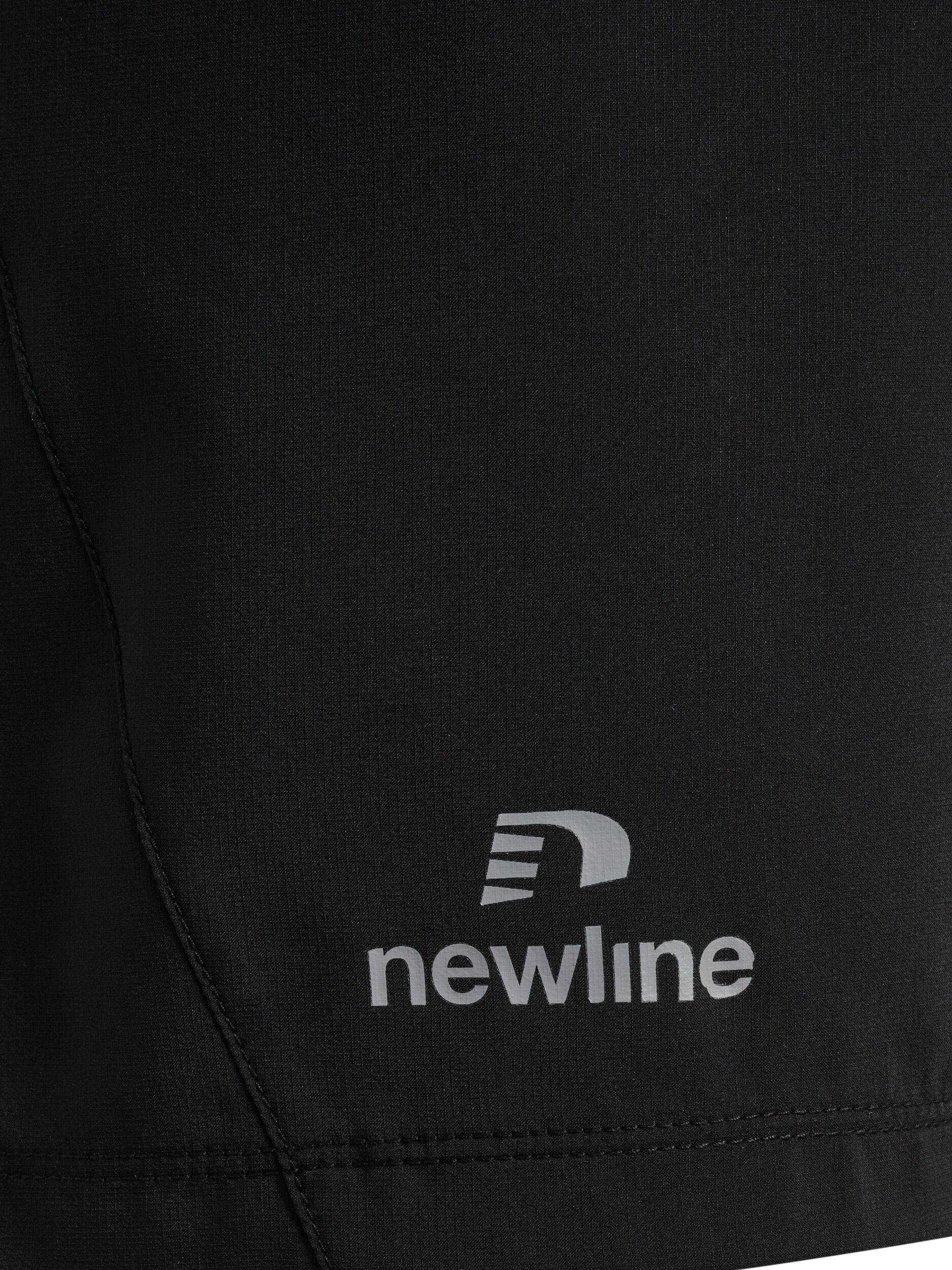 Damskie szorty z kieszenią na klucze Newline Perform 5/7