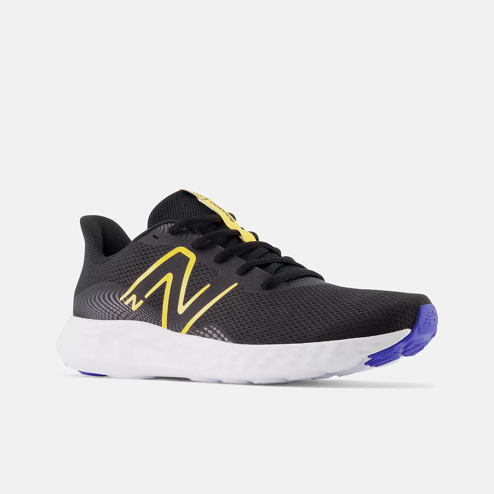 Zapatillas De Running Hombre - NEW BALANCE M411 V3 -  Black / Marine 4/5