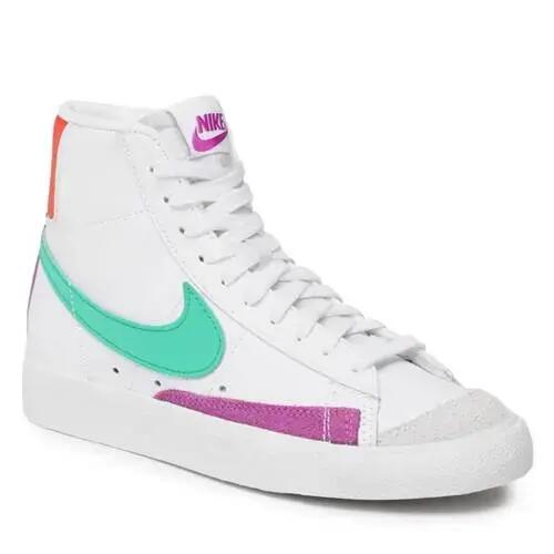 NIKE picture