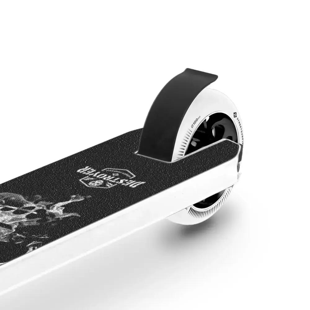 Street Surfing Destroyer V2. Roller - Smoked Skull White 3/4