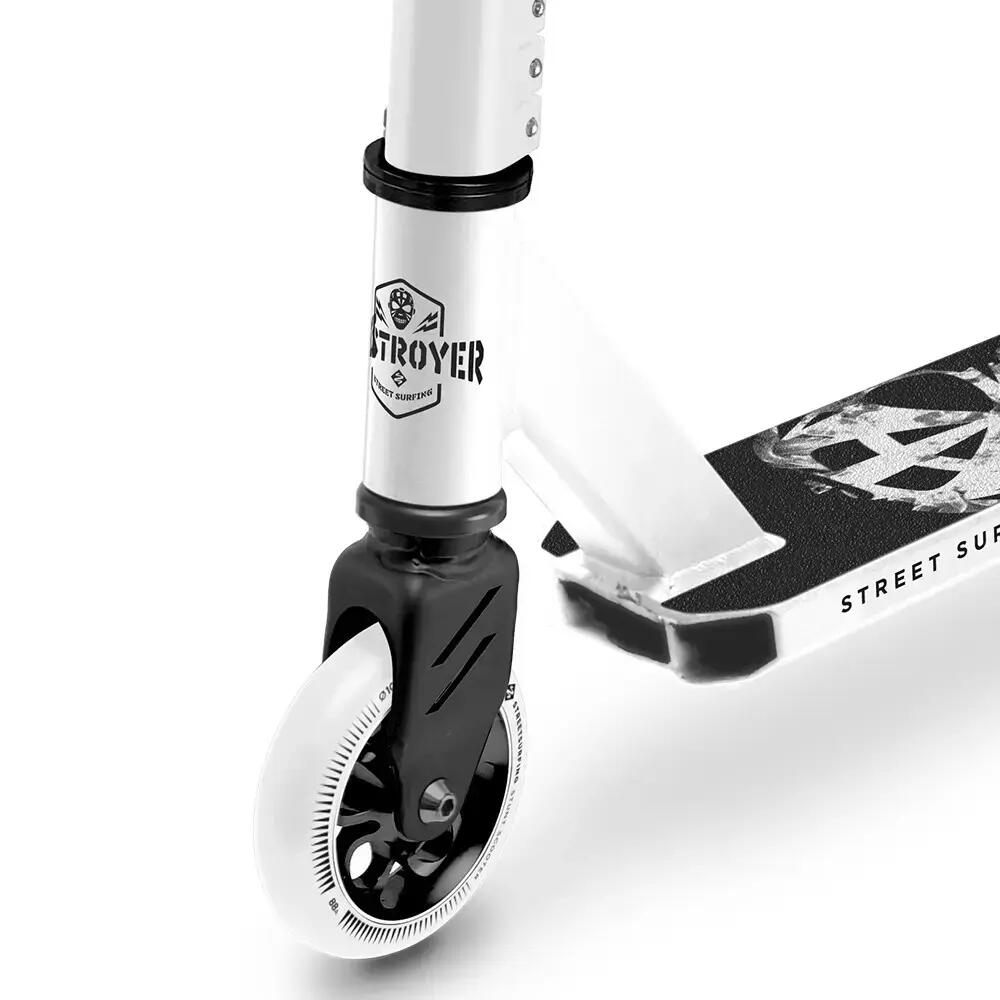 Street Surfing Destroyer V2. Roller - Smoked Skull White 2/4