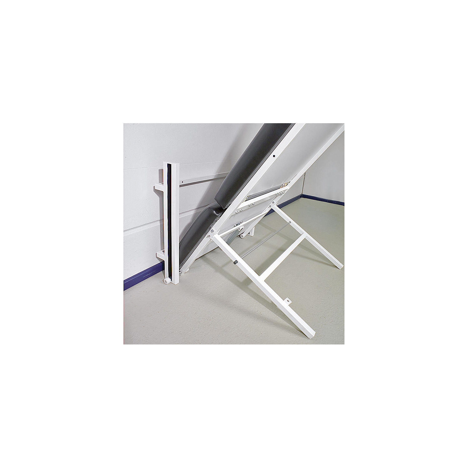 Wandklappliege senkrecht ausklappbar 50 cm Schulsport Unisex 2/5