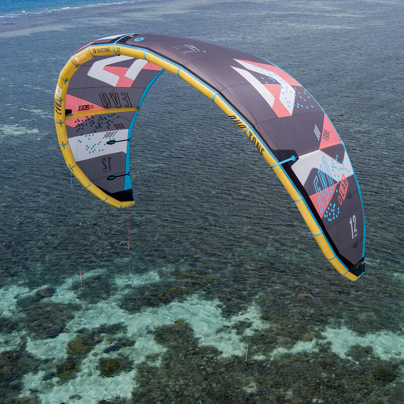 Latawiec kitesurfingowy DUOTONE Evo