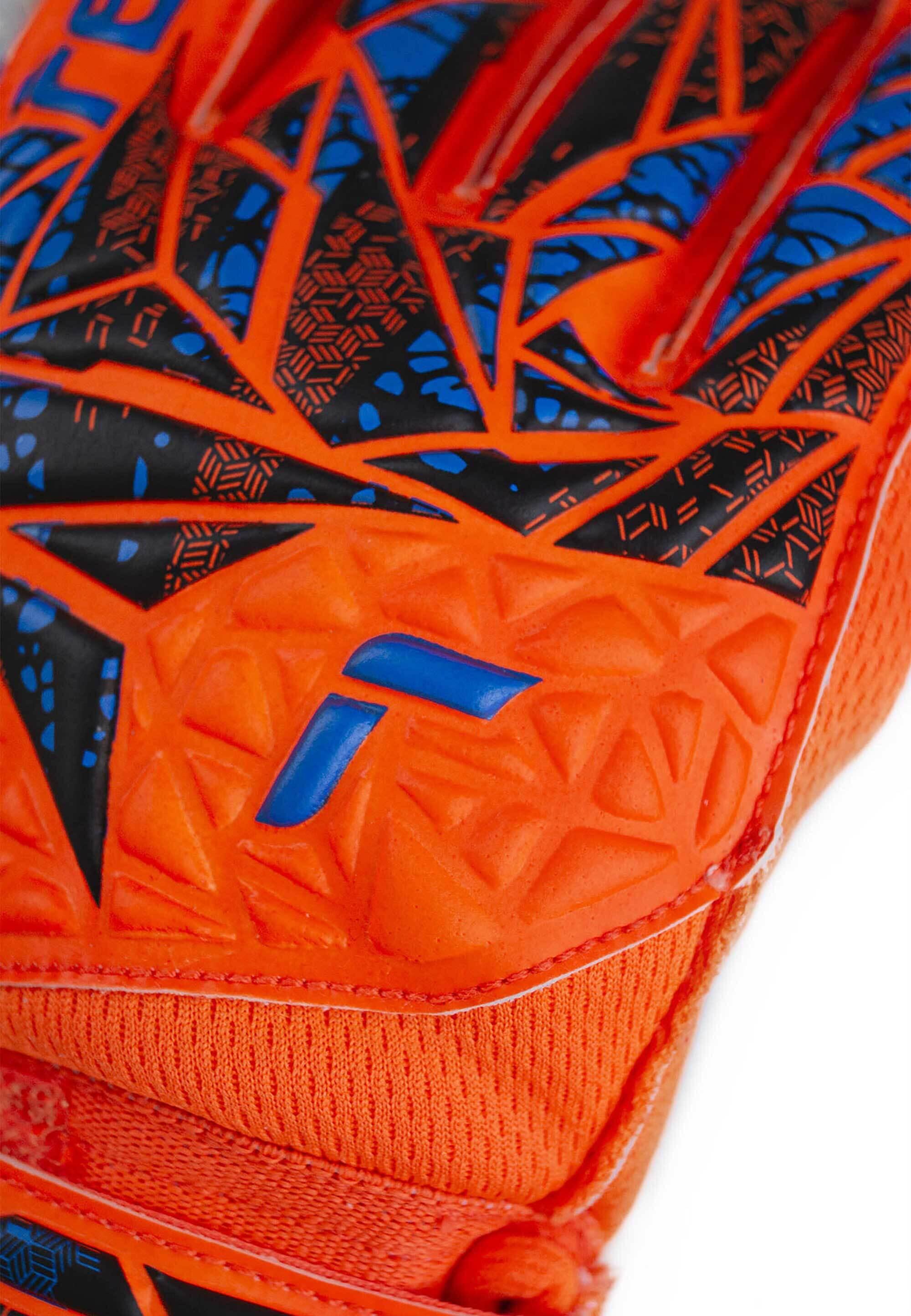 Reusch Attrakt Starter Solid Finger Support Junior Goalkeeper Gloves 6/7