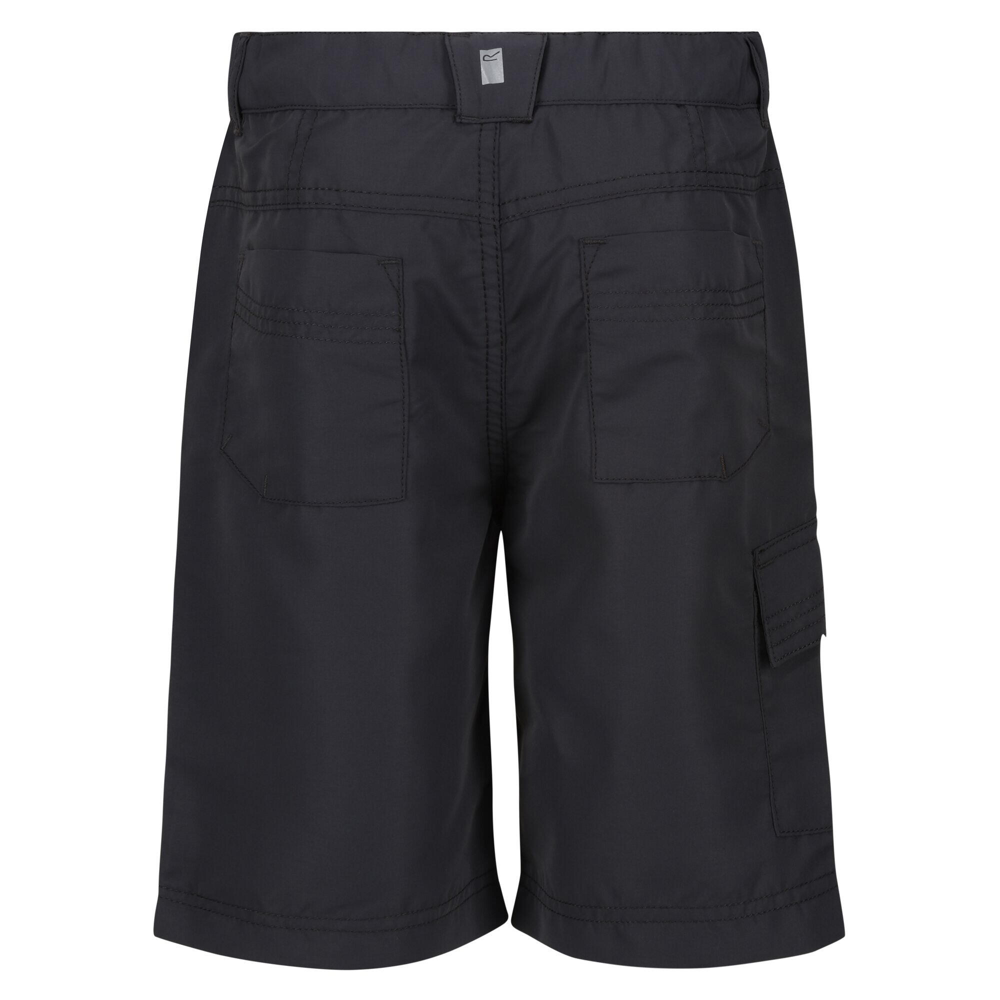 Childrens/Kids Sorcer II Shorts (Seal Grey) 2/5