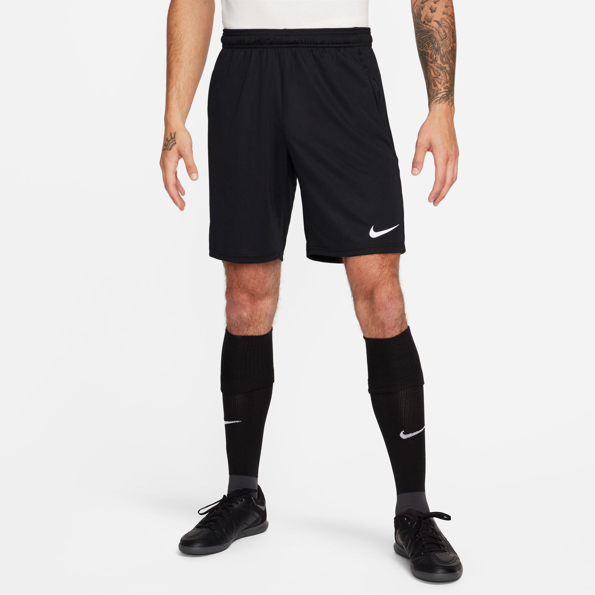 Decathlon pantaloncini nike hotsell