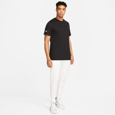 Heren-t-shirt met korte mouwen nike tee cz0881 010 zwart