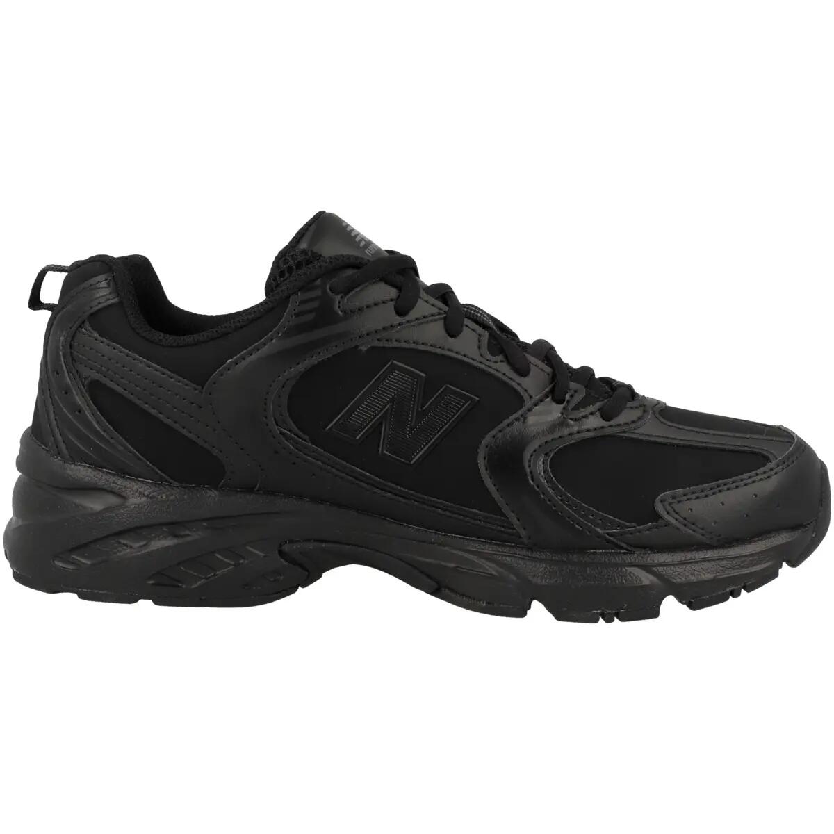 New Balance 530 Triple Black Leather 3/6