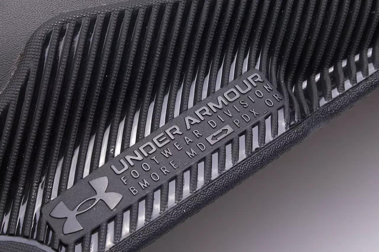 Buty do podnoszenia ciężarów UNDER ARMOUR Reign Lifter 5/7