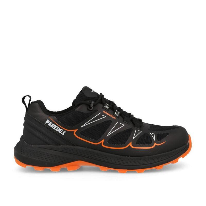 ZAPATILLAS TREKKING PAREDES SACAÑET. Black. LT24187NE