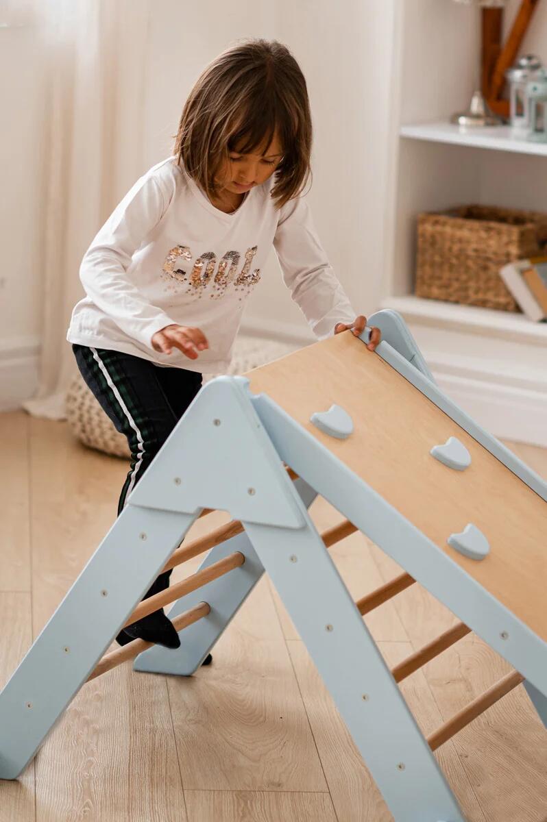 Structure d’escalade en bois d’intérieur avectoboggan double face 5/7