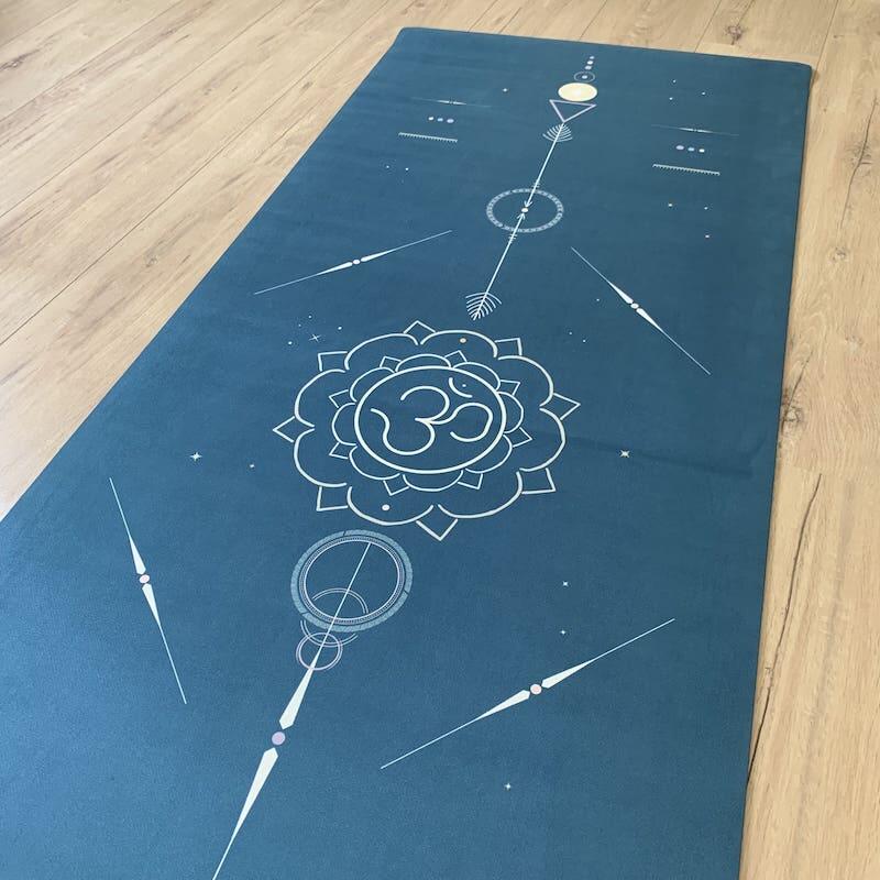 Tapis de yoga Performance Om Bleu