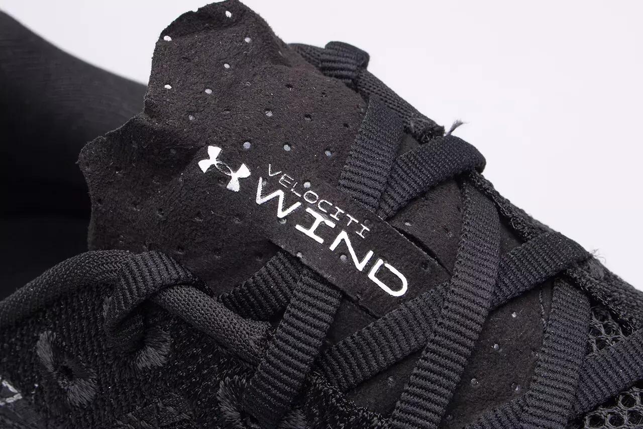 Buty do biegania męskie UNDER ARMOUR Velocity Wind 2 4/7