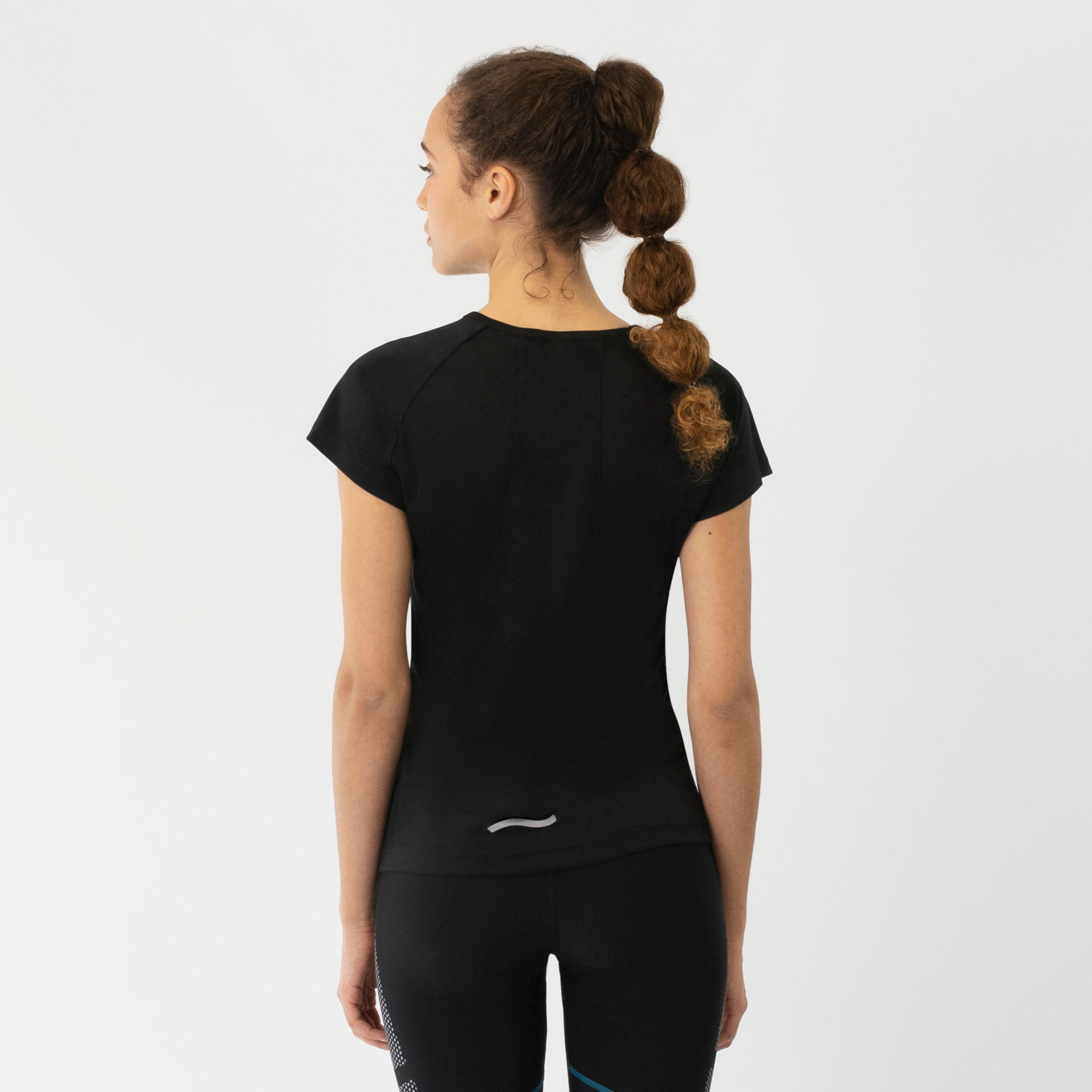 Figurbetontes Damen Laufshirt mit hoher Atmungsaktivität Blenda 5/7