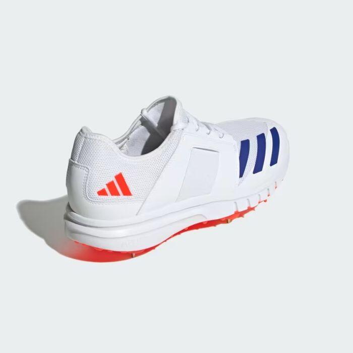 Adidas Howzat Spike 20 Cricket Shoes 4/7