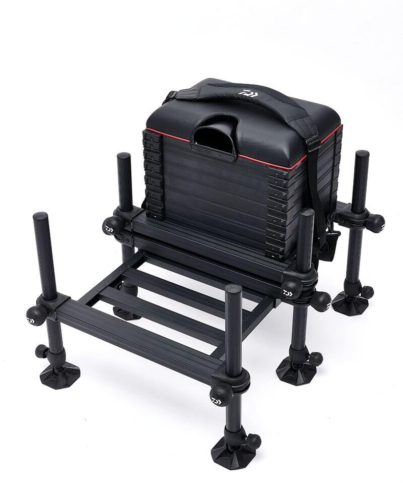 DAIWA DAIWA 90 SEAT BOX D90SB 1/2 PRICE CLEARANCE