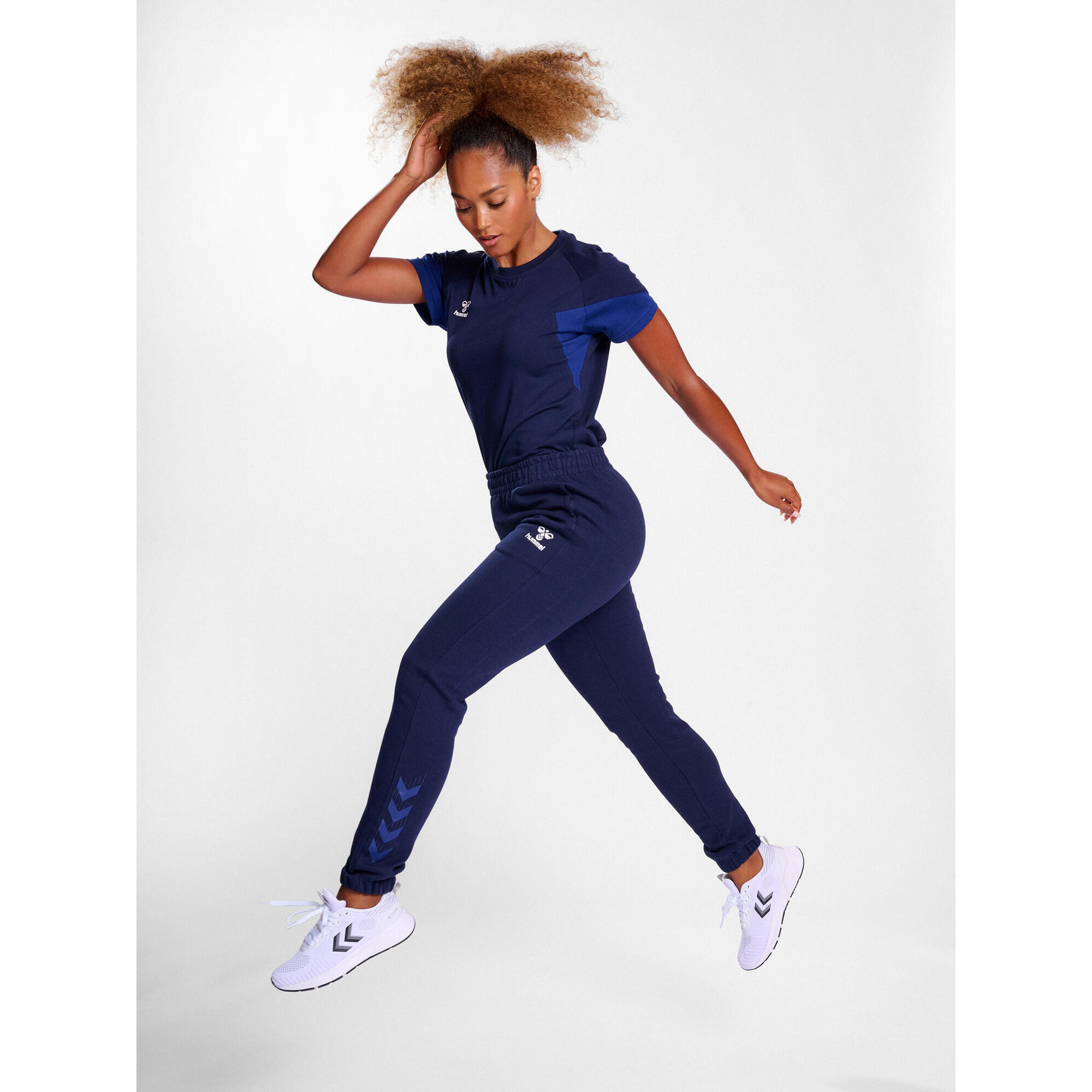 Women's jogging suit Hummel Travel