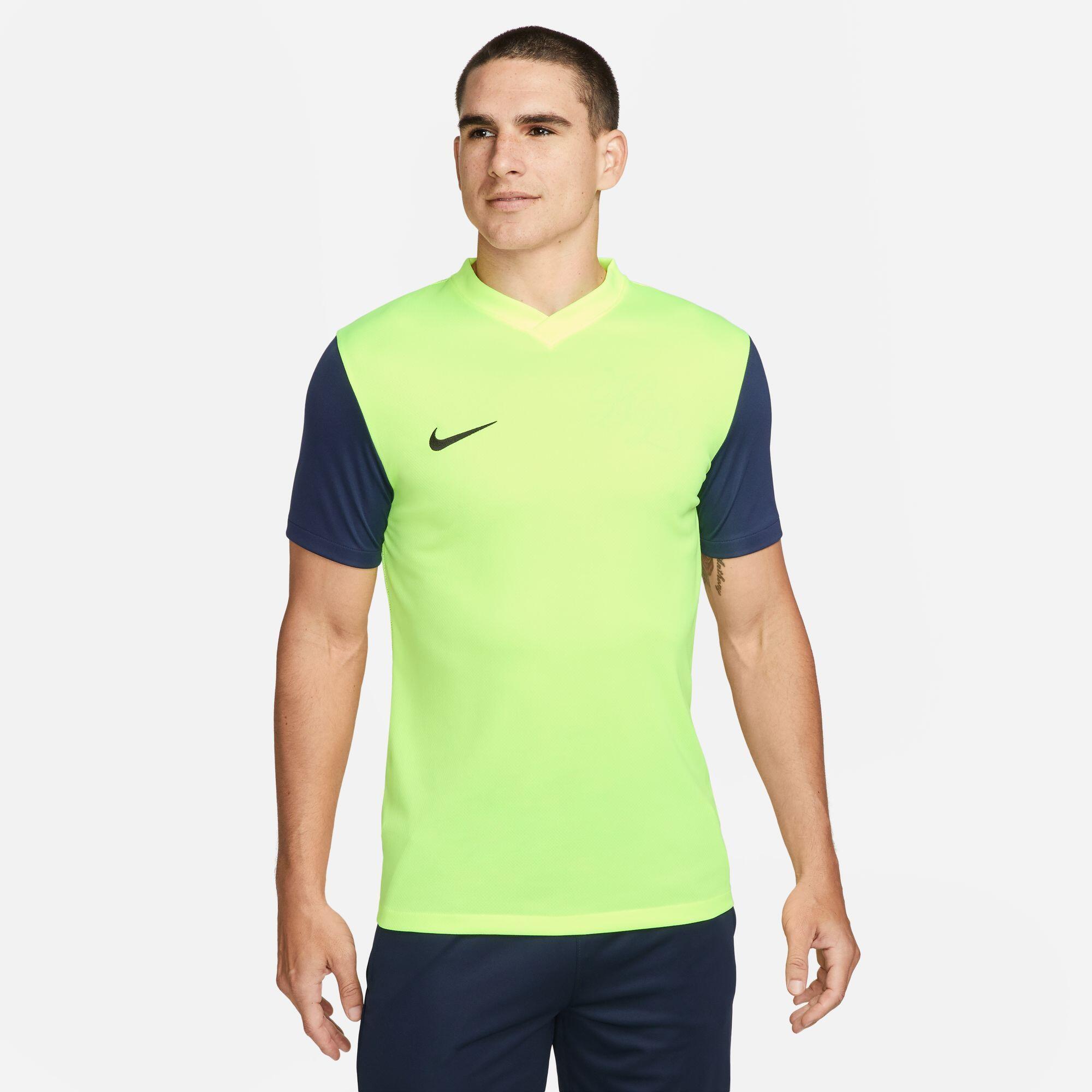 NIKE picture