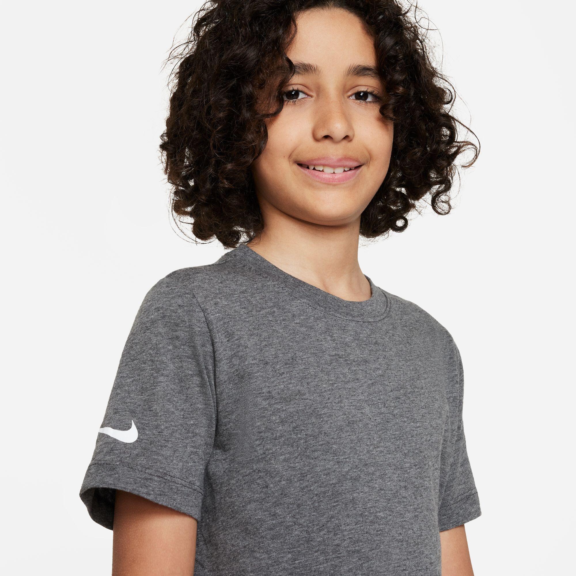 NIKE picture