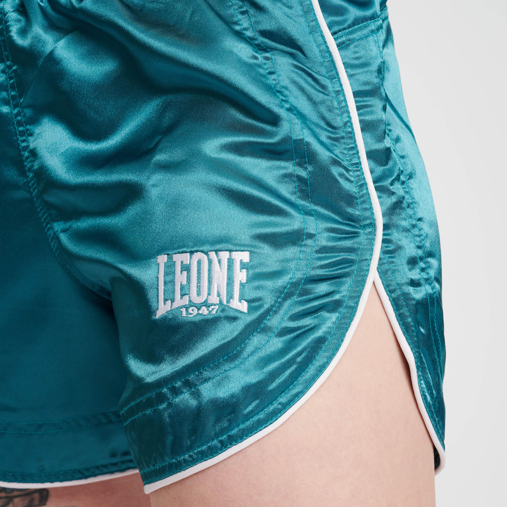 Leone1947 Pantalón corto BASIC mujer verde S 2/6