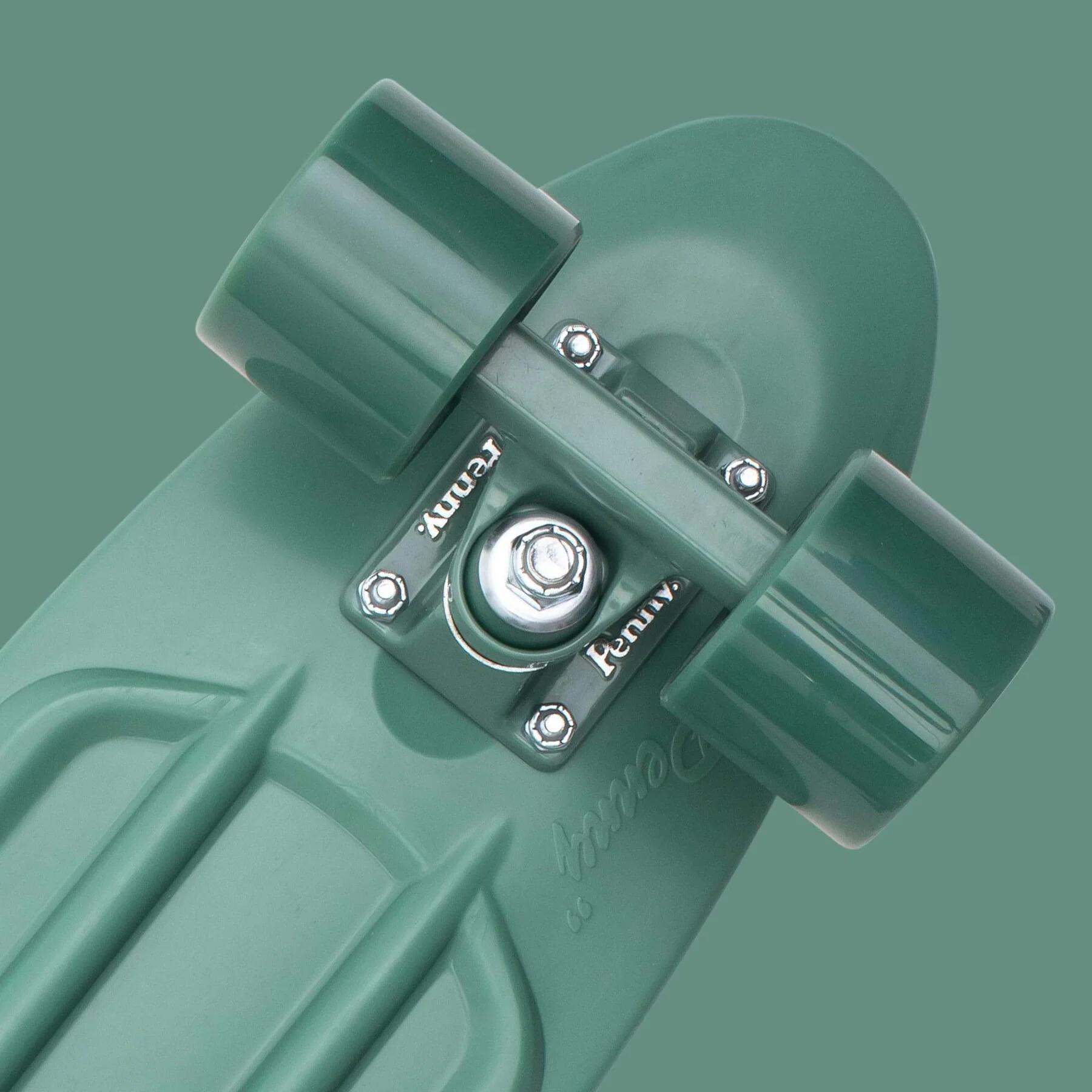 Penny Brett 22 Staple Green 4/7