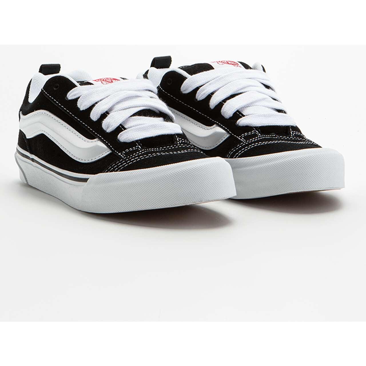 Vans - Knu Skool | Black / True Whit 2/7