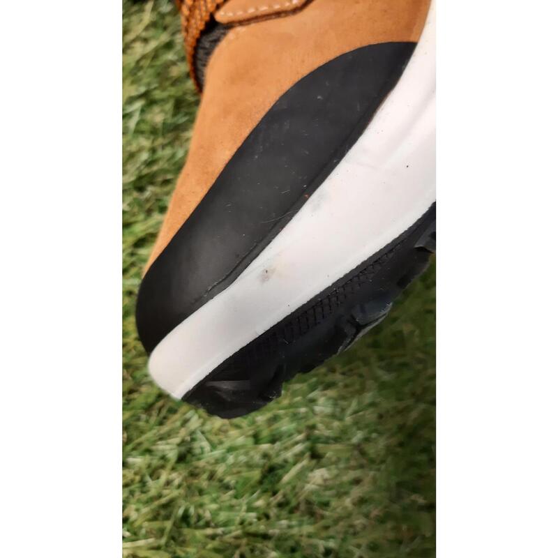2ND LIFE - Dámské turistické nepromokavé kožené boty SH 900 - Dobrý stav - Nové