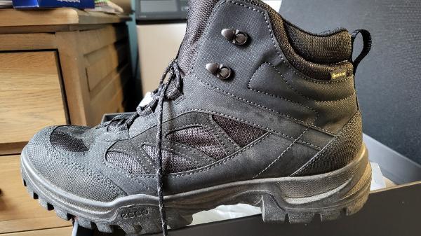 C2C - Chaussures de randonnée ECCO 2/4