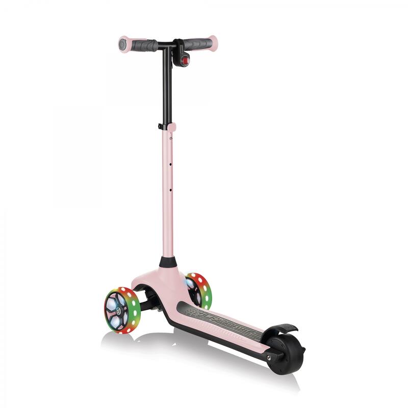 Trotineta Globber E-Motion 4, roz, autonomie 8-10 km