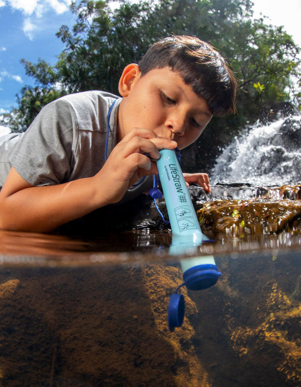 Personal Water Filter for Hiking, Camping, Travel, and Emergency Preparedness, Blue
